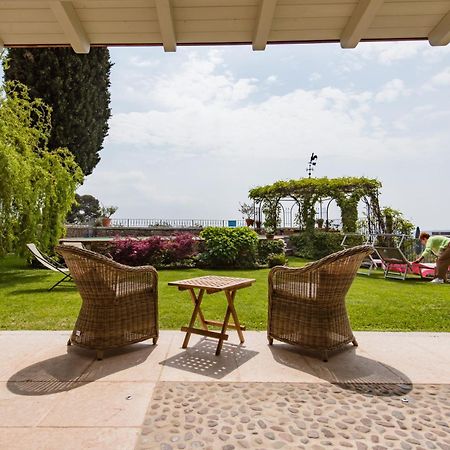 B&B Poggio Caiar Caprino Veronese Exterior photo