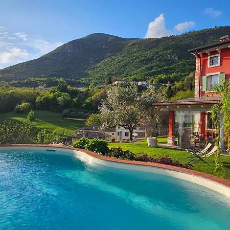 B&B Poggio Caiar Caprino Veronese Exterior photo