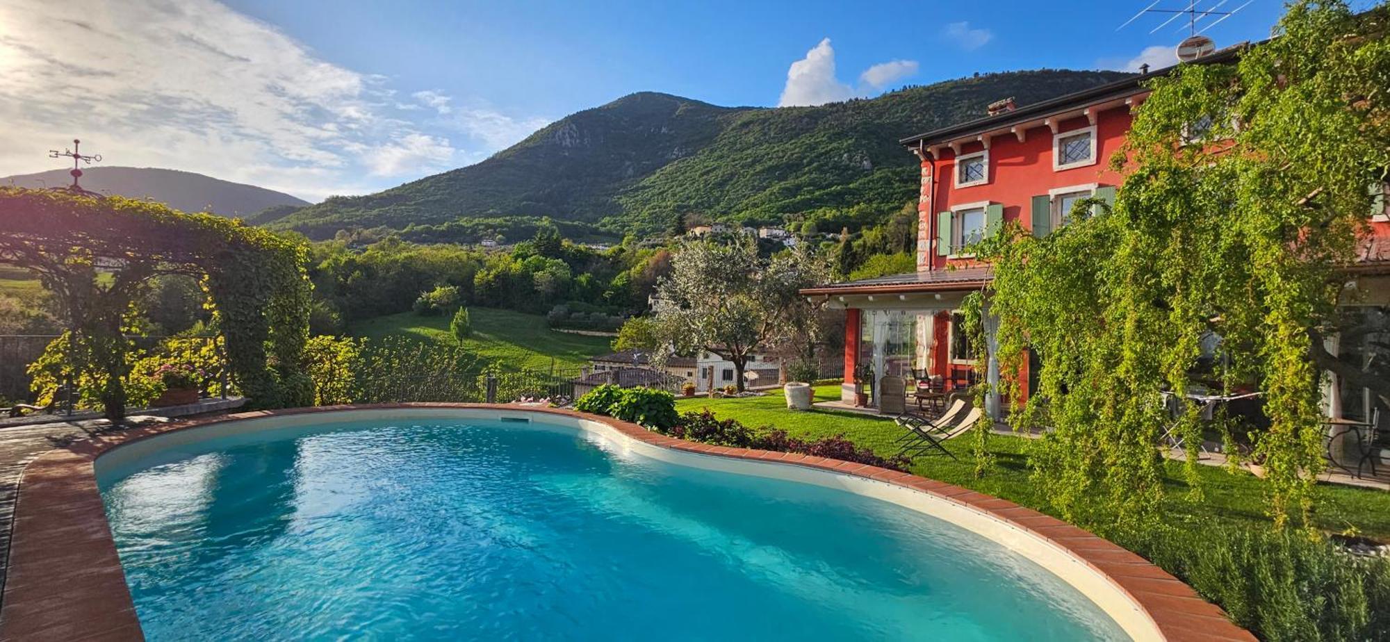 B&B Poggio Caiar Caprino Veronese Exterior photo